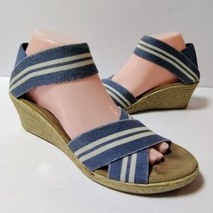 Charleston Shoe Co. Cannon Wedge Espadrille Criss-Cross Ankle Strap Sandals 9